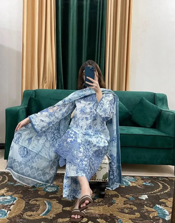 Mahreen – 3Pc - Image 5